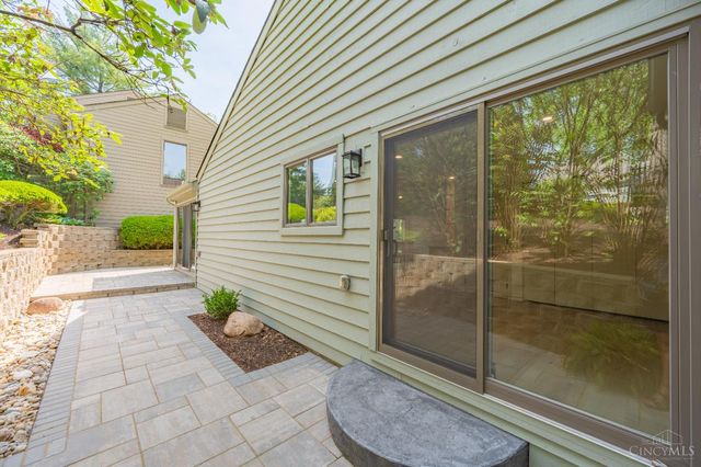 9 Falling Brook Lane, Blue Ash, OH 45241