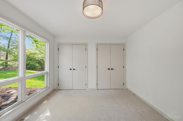 9 Falling Brook Lane, Blue Ash, OH 45241
