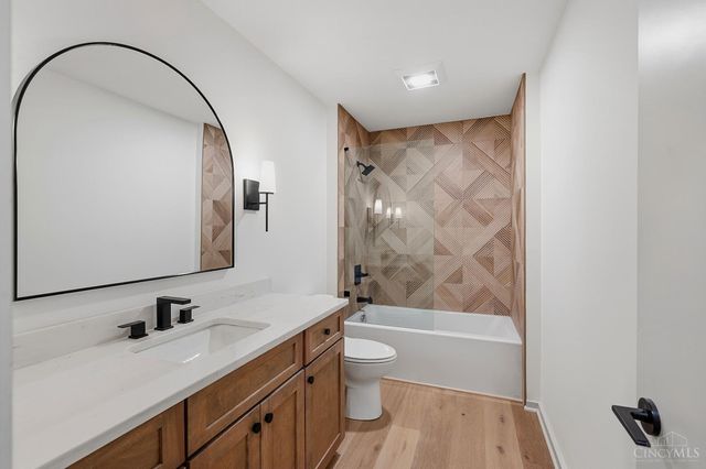 9 Falling Brook Lane, Blue Ash, OH 45241