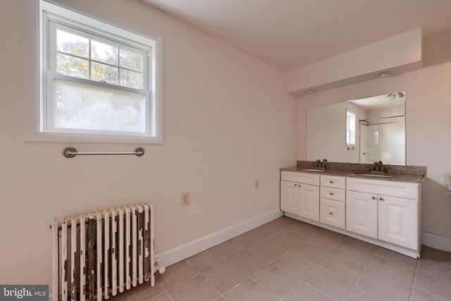 352 BACHMANVILLE RD, Hershey, PA 17033