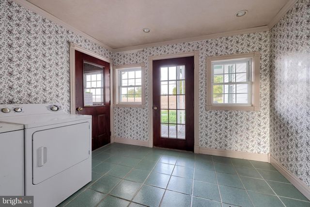352 BACHMANVILLE RD, Hershey, PA 17033