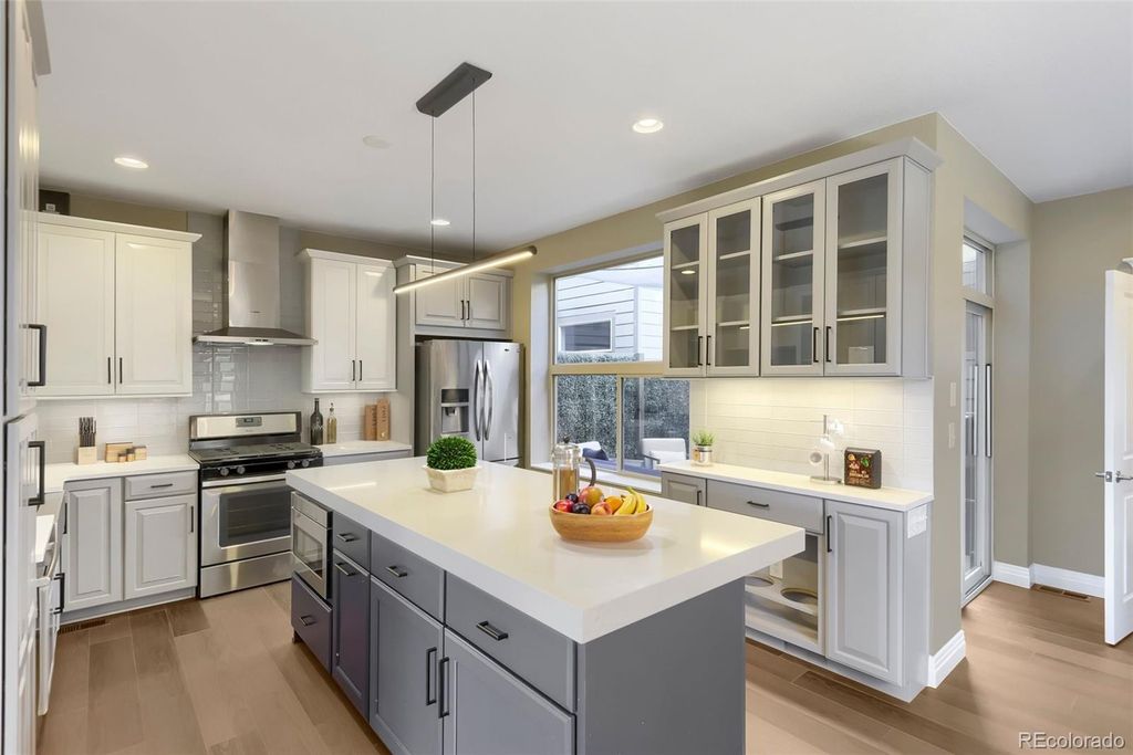 Image 11 of property listing at 10142 Belvedere Loop, Lone Tree, CO 80124