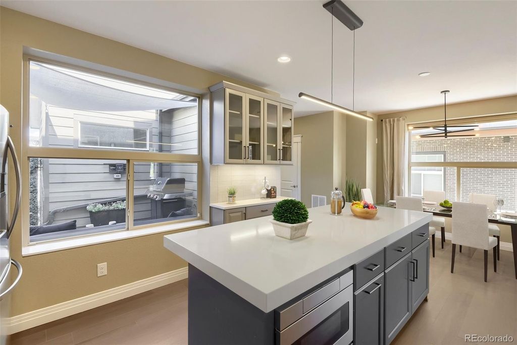 Image 13 of property listing at 10142 Belvedere Loop, Lone Tree, CO 80124
