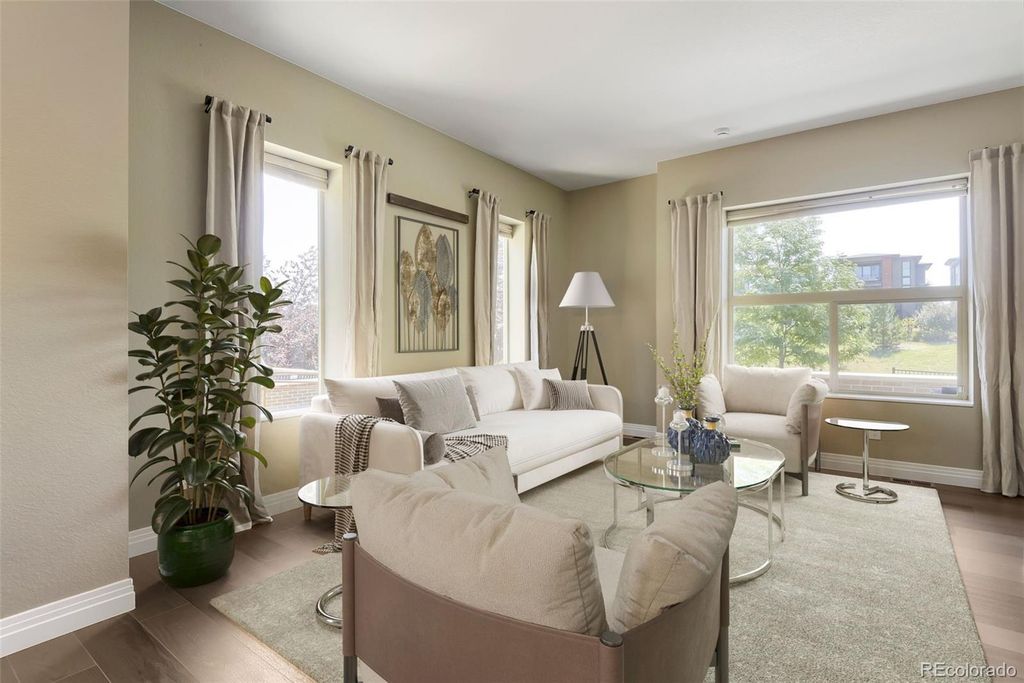 Image 6 of property listing at 10142 Belvedere Loop, Lone Tree, CO 80124