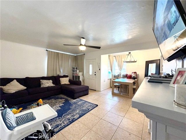 4020 Josephine, Lynwood, CA 90262