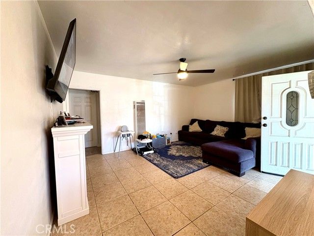 4020 Josephine, Lynwood, CA 90262