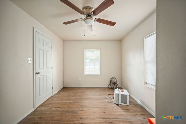 190 Hood Road, Inez, TX 77968