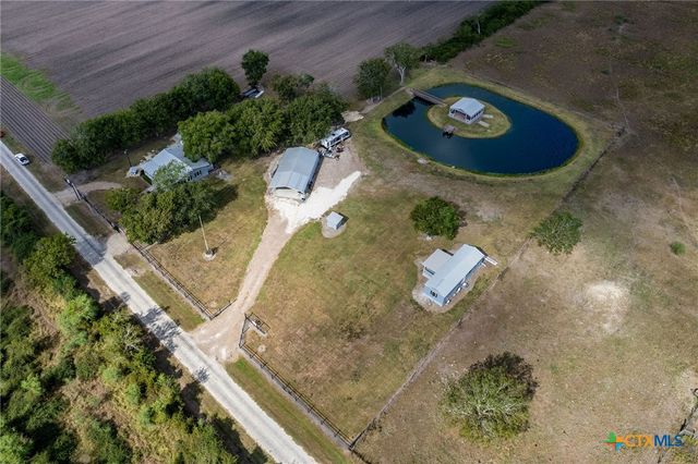 190 Hood Road, Inez, TX 77968