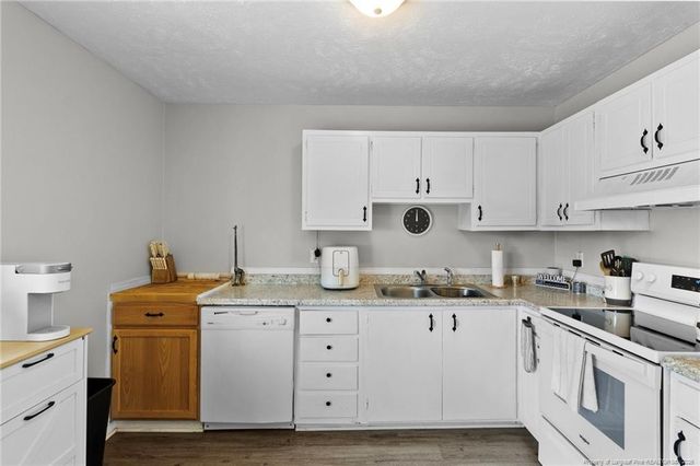 1705 Grandview Drive, Fayetteville, NC 28314