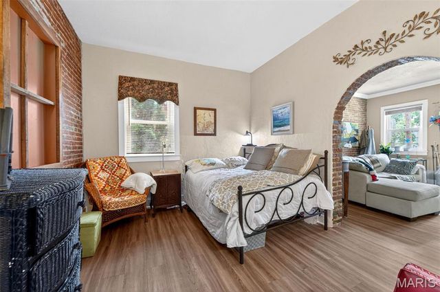 700 Adams Street, St Charles, MO 63301