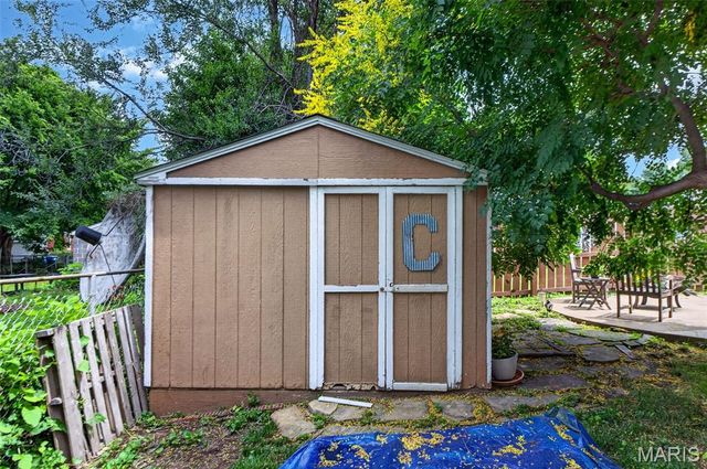 700 Adams Street, St Charles, MO 63301