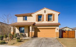 6144 W Freeway Lane, Glendale, AZ 85302