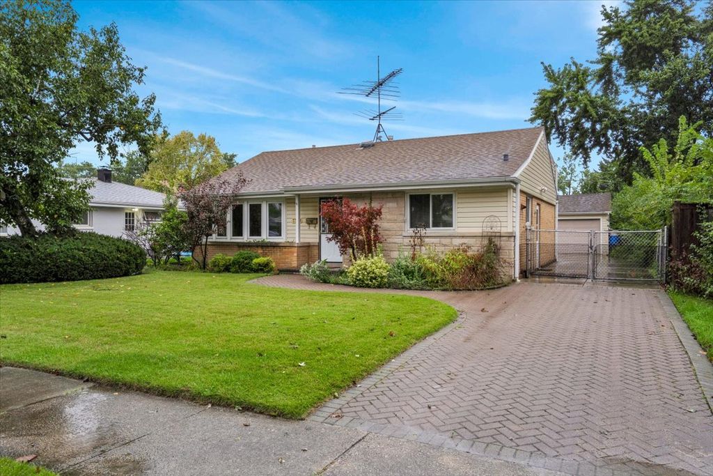7348 Davis Street, Morton Grove, IL 60053 — exterior