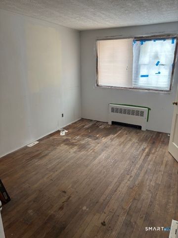 305 Granby Street, Hartford, CT 06112