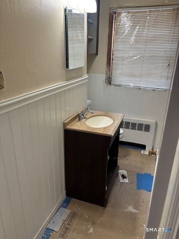 305 Granby Street, Hartford, CT 06112