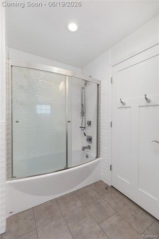 10504 Borgman Avenue, Huntington Woods, MI 48070