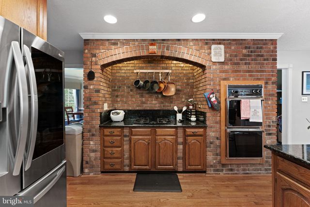 14 STAFFORD CT, Sterling, VA 20165