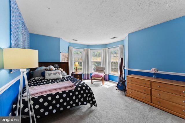 14 STAFFORD CT, Sterling, VA 20165