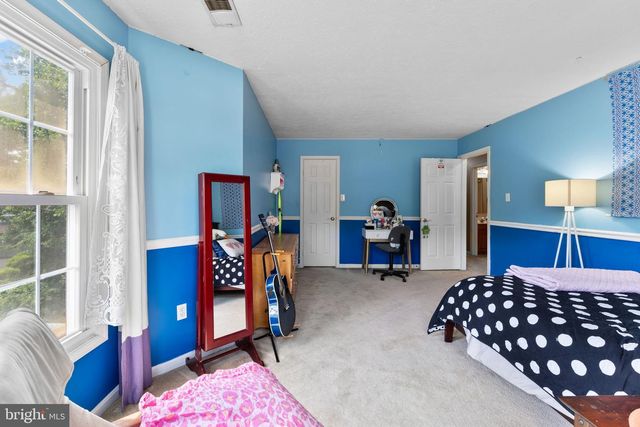 14 STAFFORD CT, Sterling, VA 20165