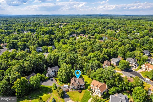 14 STAFFORD CT, Sterling, VA 20165