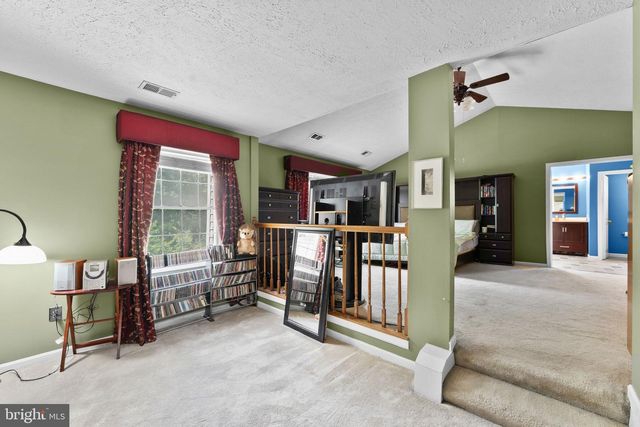 14 STAFFORD CT, Sterling, VA 20165