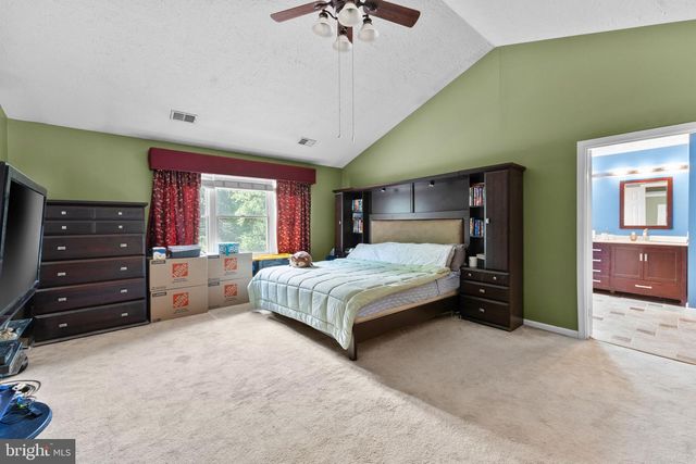 14 STAFFORD CT, Sterling, VA 20165