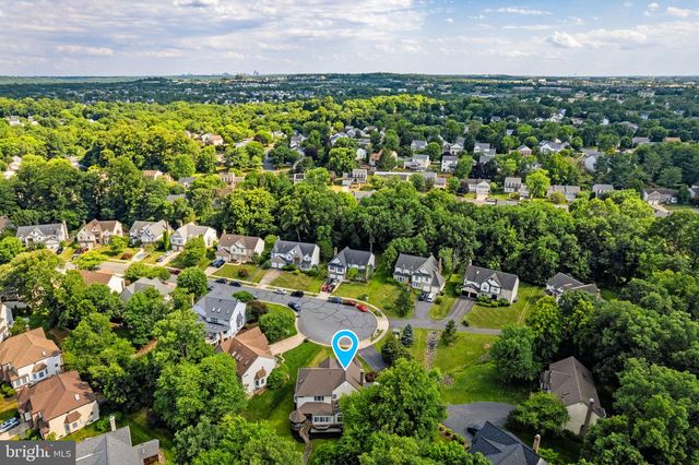 14 STAFFORD CT, Sterling, VA 20165