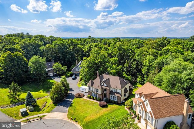 14 STAFFORD CT, Sterling, VA 20165