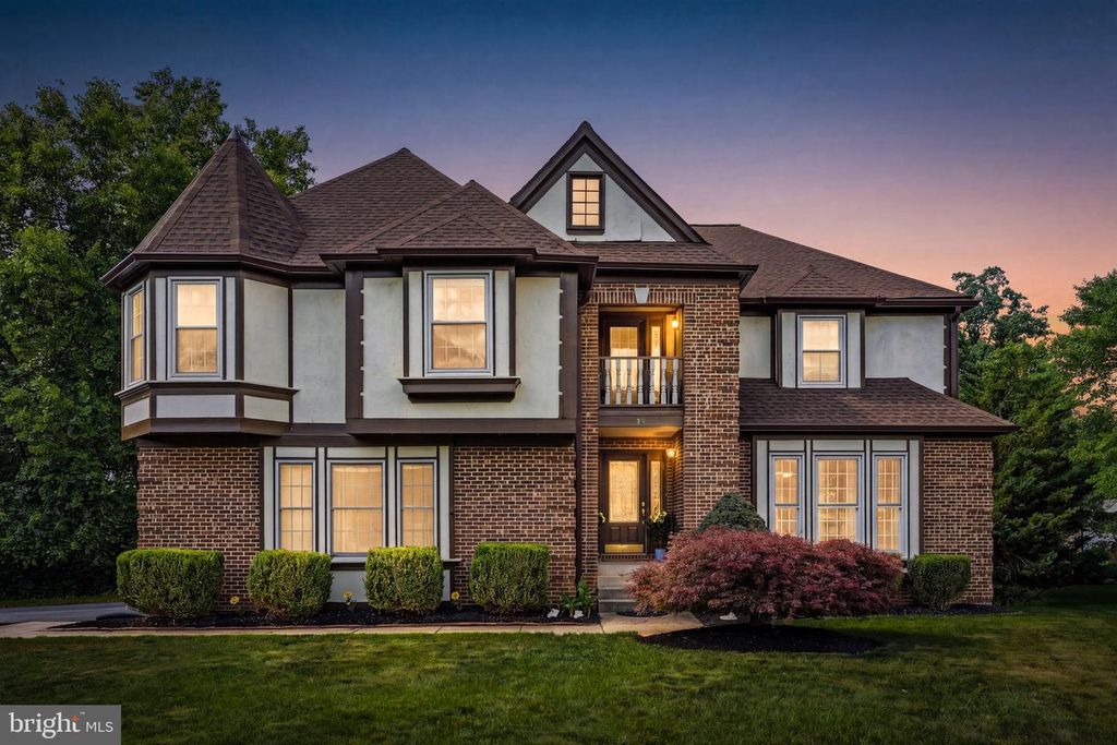 14 STAFFORD CT, Sterling, VA 20165