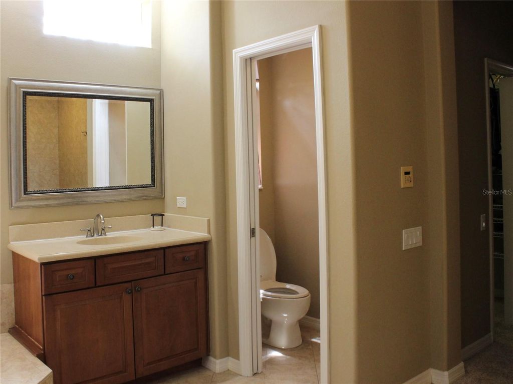 Image 11 of property listing at 406 PETREL TRAIL, Bradenton, FL 34212