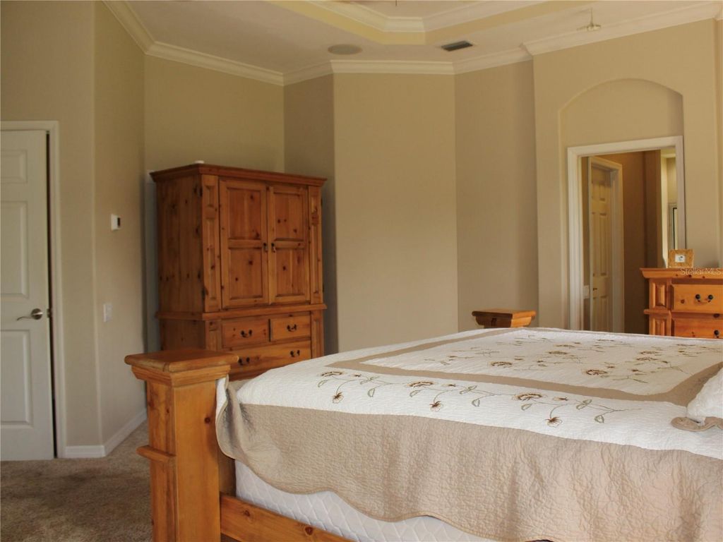 Image 18 of property listing at 406 PETREL TRAIL, Bradenton, FL 34212