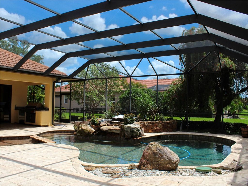 Image 41 of property listing at 406 PETREL TRAIL, Bradenton, FL 34212