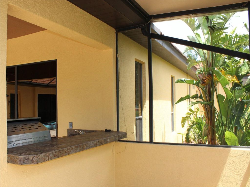 Image 42 of property listing at 406 PETREL TRAIL, Bradenton, FL 34212