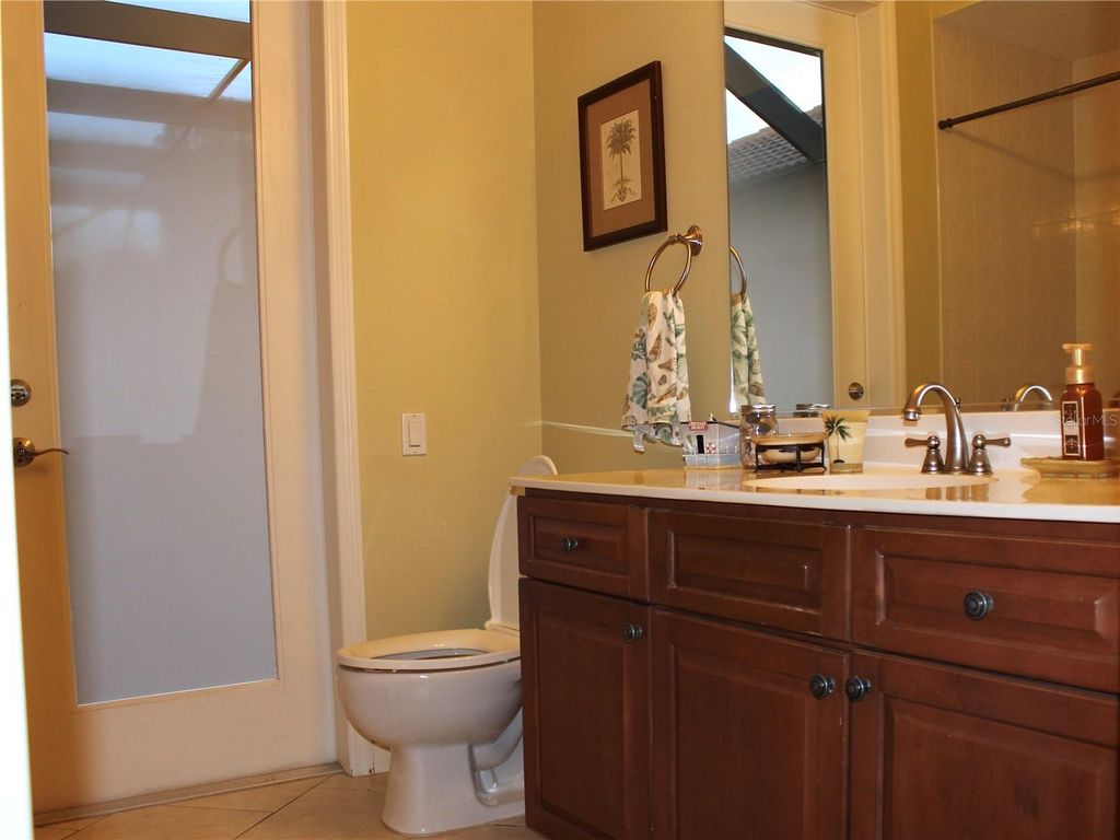 Image 50 of property listing at 406 PETREL TRAIL, Bradenton, FL 34212