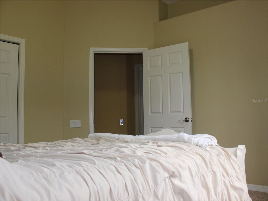 Image 58 of property listing at 406 PETREL TRAIL, Bradenton, FL 34212