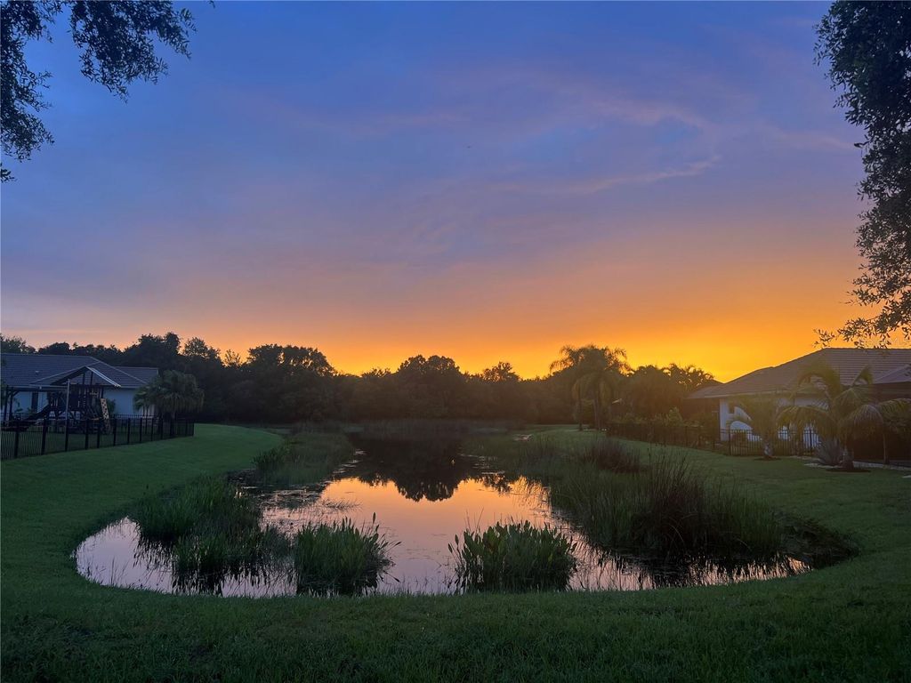 Image 83 of property listing at 406 PETREL TRAIL, Bradenton, FL 34212