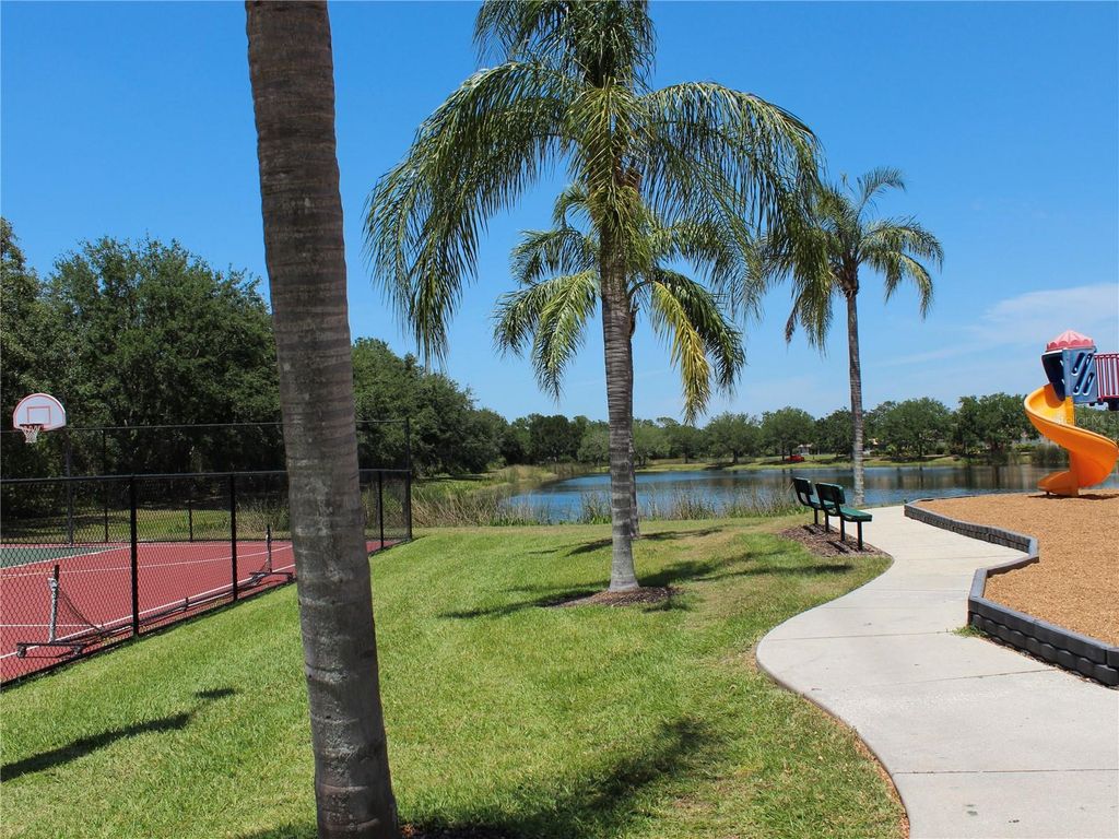 Image 84 of property listing at 406 PETREL TRAIL, Bradenton, FL 34212