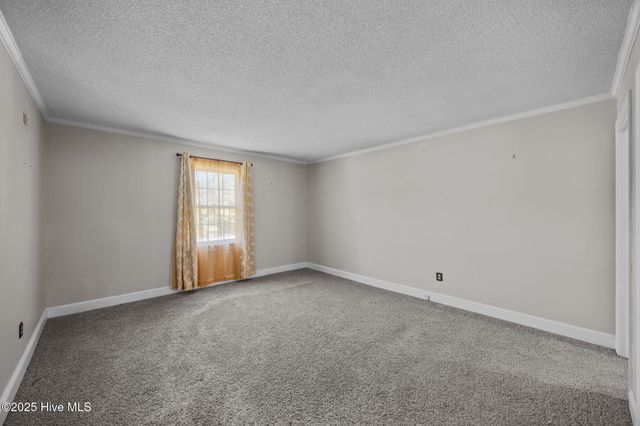 1813 Worthington Road, Greenville, NC 27858