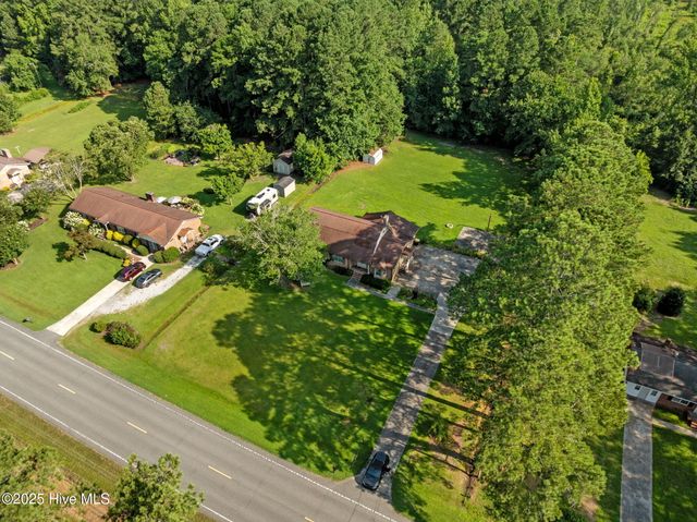 1813 Worthington Road, Greenville, NC 27858