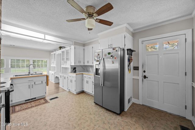 1813 Worthington Road, Greenville, NC 27858