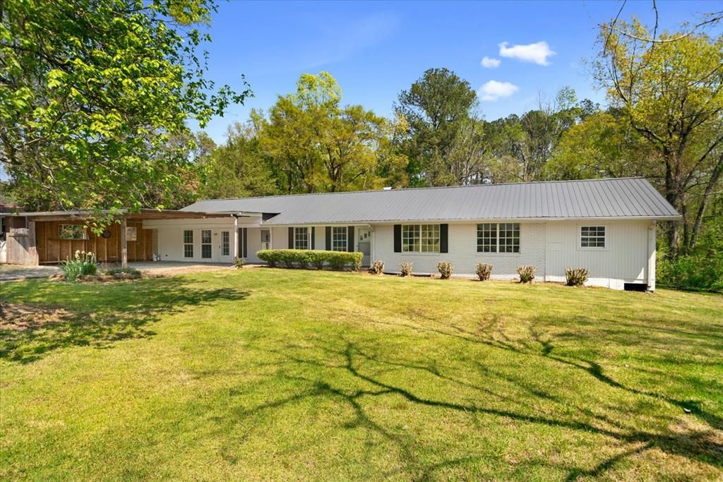 741 SE North Dr, Dalton, GA 30721