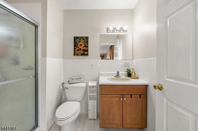 123 Chariot Ct, Piscataway Twp., NJ 08854