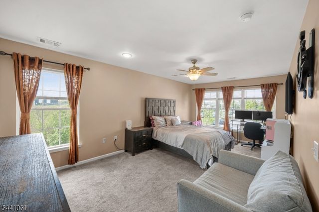 123 Chariot Ct, Piscataway Twp., NJ 08854