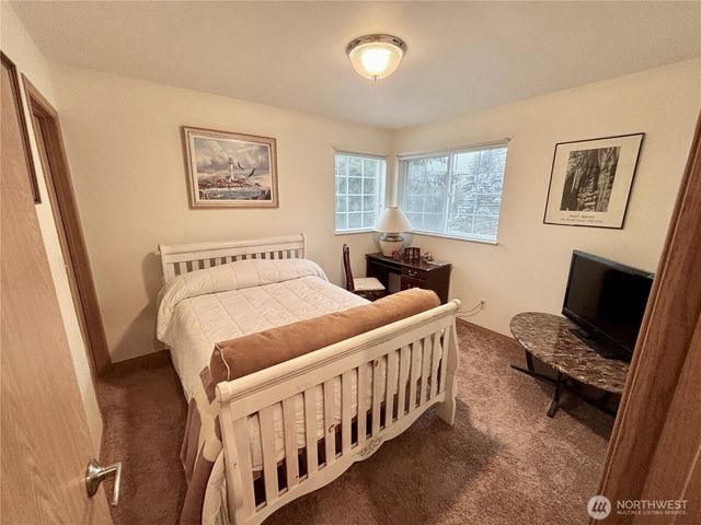 4705 Blueberry Court SE, Lacey, WA 98503