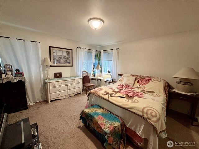 4705 Blueberry Court SE, Lacey, WA 98503