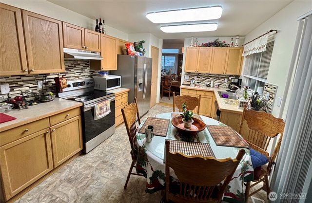 4705 Blueberry Court SE, Lacey, WA 98503