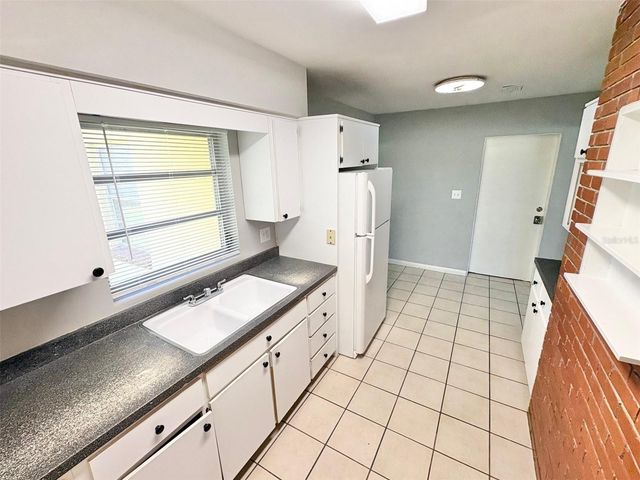 1203 N LAVON AVENUE, Kissimmee, FL 34741