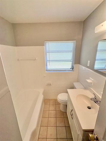 1203 N LAVON AVENUE, Kissimmee, FL 34741