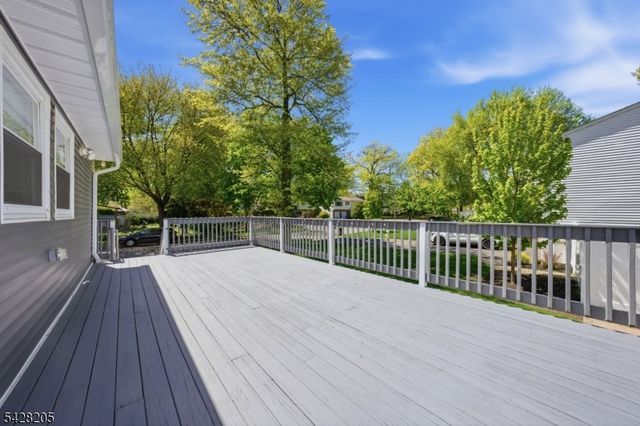 115 La Grande Ave, Fanwood Boro, NJ 07023