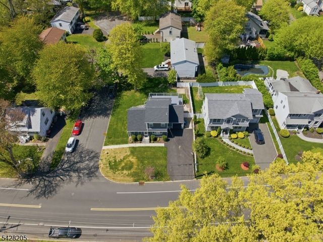 115 La Grande Ave, Fanwood Boro, NJ 07023